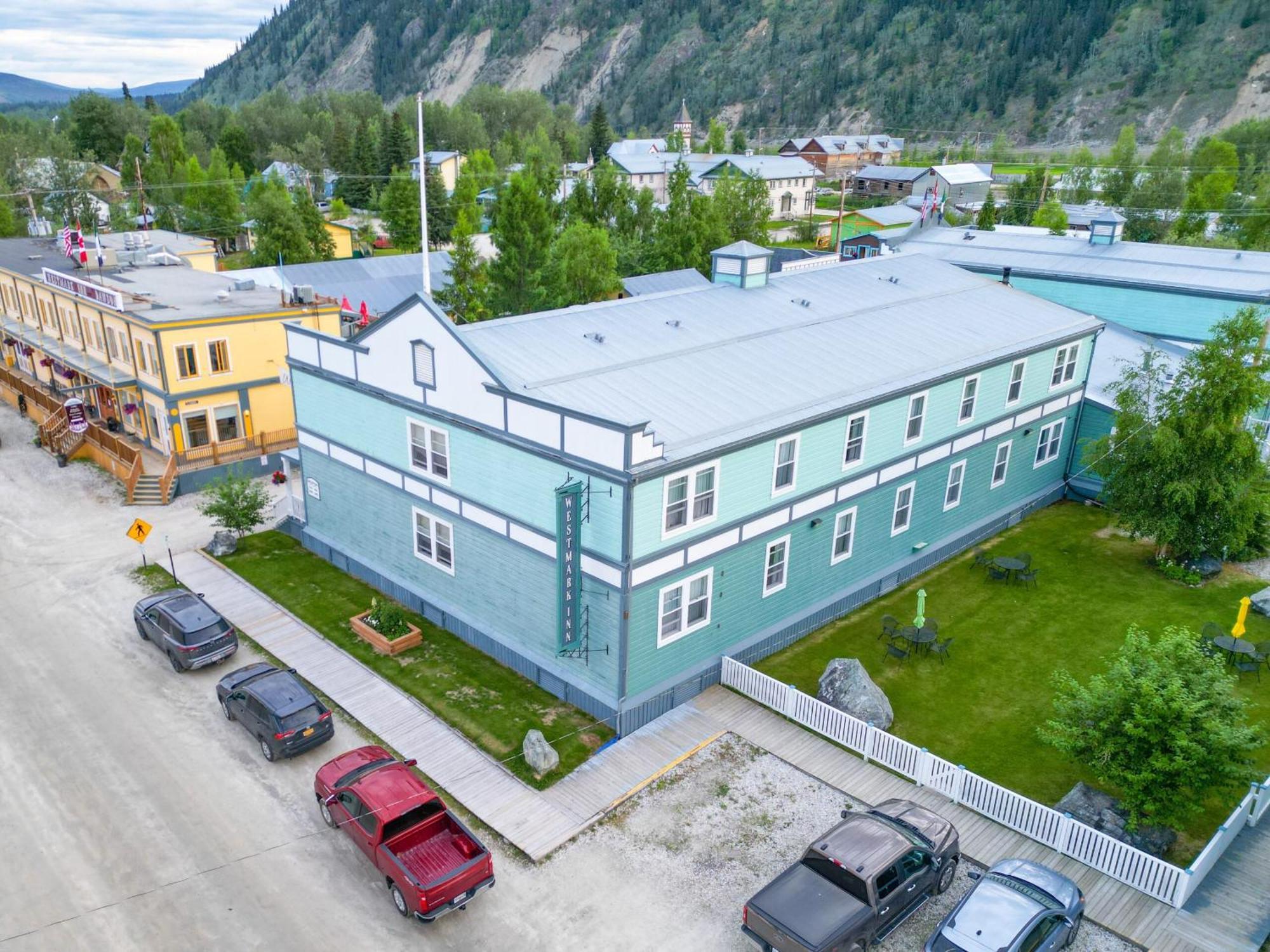 Holland America Dawson City Inn Zewnętrze zdjęcie